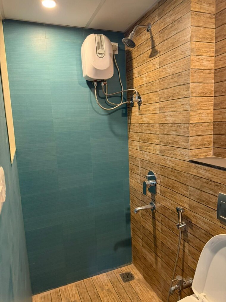 Bathroom, lodha-crown-quality-homes 2 Bedroom 497 Sq.Ft. Apartment In Majiwada Thane 9625401