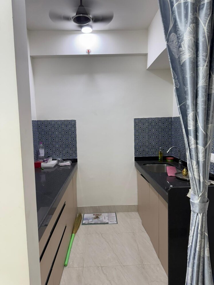Kitchen, lodha-crown-quality-homes 2 Bedroom 497 Sq.Ft. Apartment In Majiwada Thane 9625401