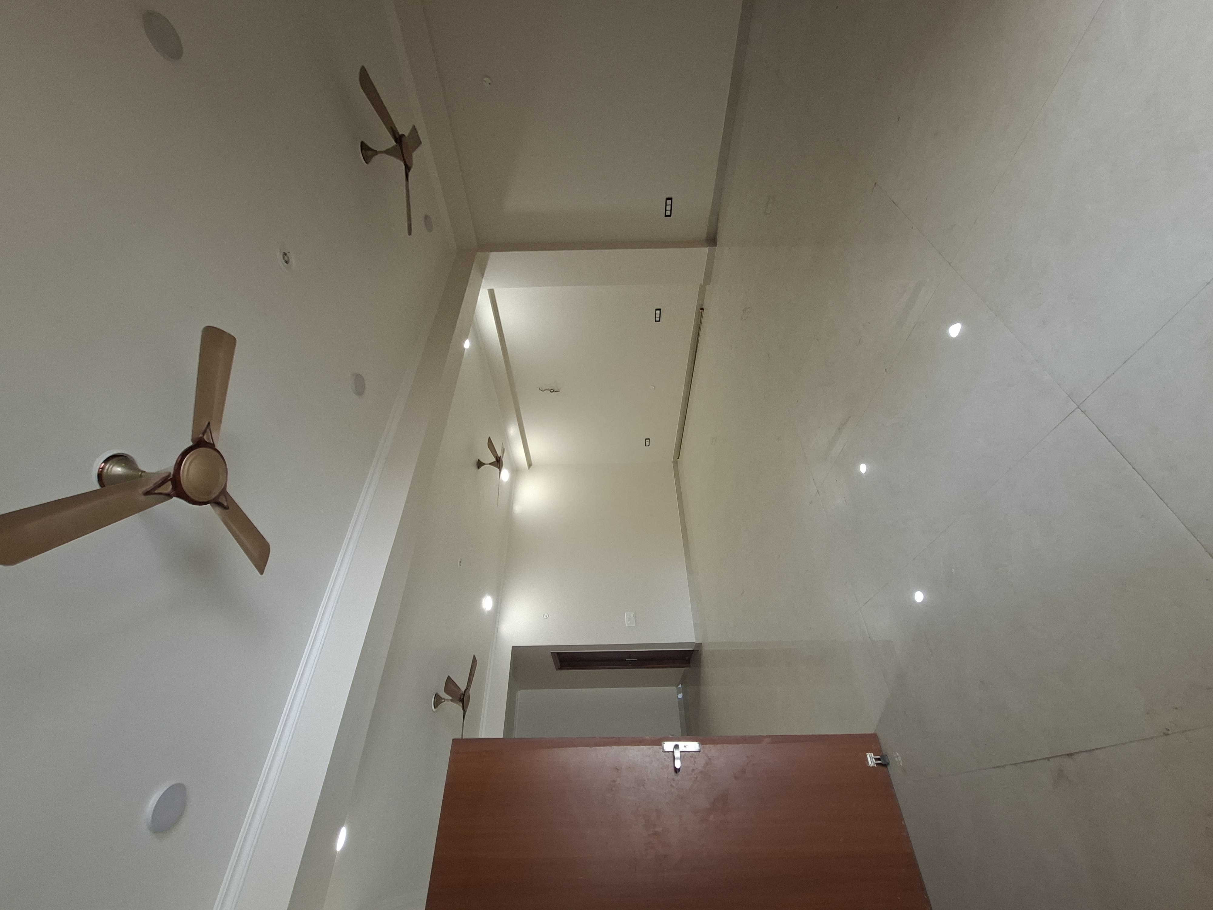 4 BHK + Pooja Room 300 Sq.Yd. Independent House in RWA Apartments Sector 26