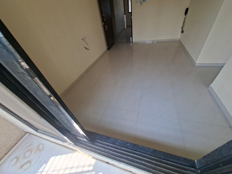 Room, raunak-heights 1 Bedroom 410 Sq.Ft. Apartment In Ghodbunder Road Thane 9625406