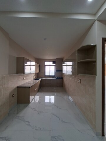 Kitchen in 3.5 BHK Builder Floor at Sector 99 – for Rent