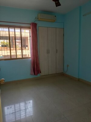 Room in 2 BHK Apartment at Vardhman Gardens, Balkum Pada – for Rent
