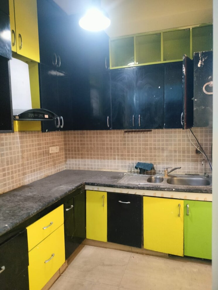 Kitchen, nimbus-the-hyde-park 2 Bedroom 915 Sq.Ft. Apartment In Sector 78 Noida 9625423