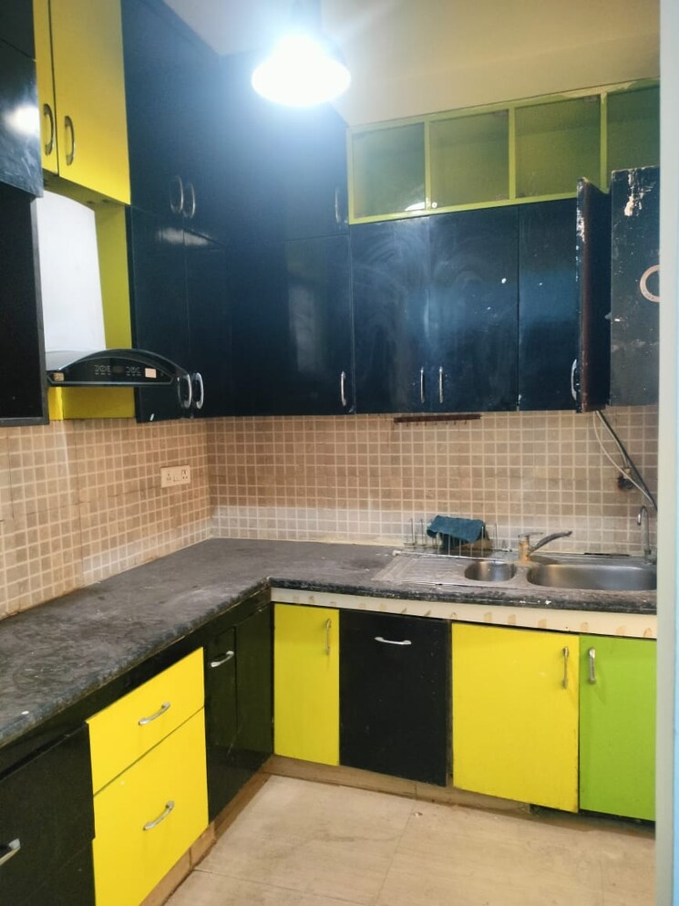 Kitchen, nimbus-the-hyde-park 2 Bedroom 915 Sq.Ft. Apartment In Sector 78 Noida 9625423