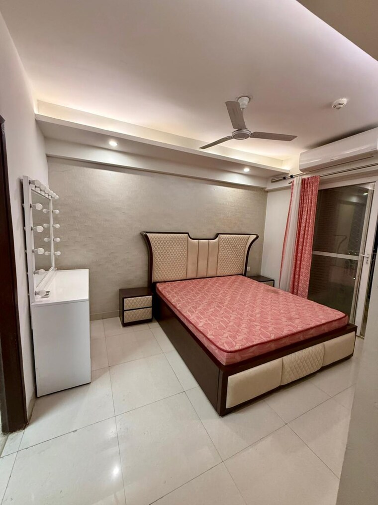 Bedroom, mahagun-mirabella 2 Bedroom 847 Sq.Ft. Apartment In Sector 79 Noida 9625449