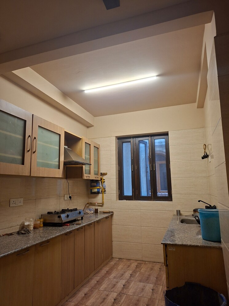 Kitchen, sector 43 6+ Bedroom 350 Sq.Yd. Independent House In Sector 43 Noida 9625448