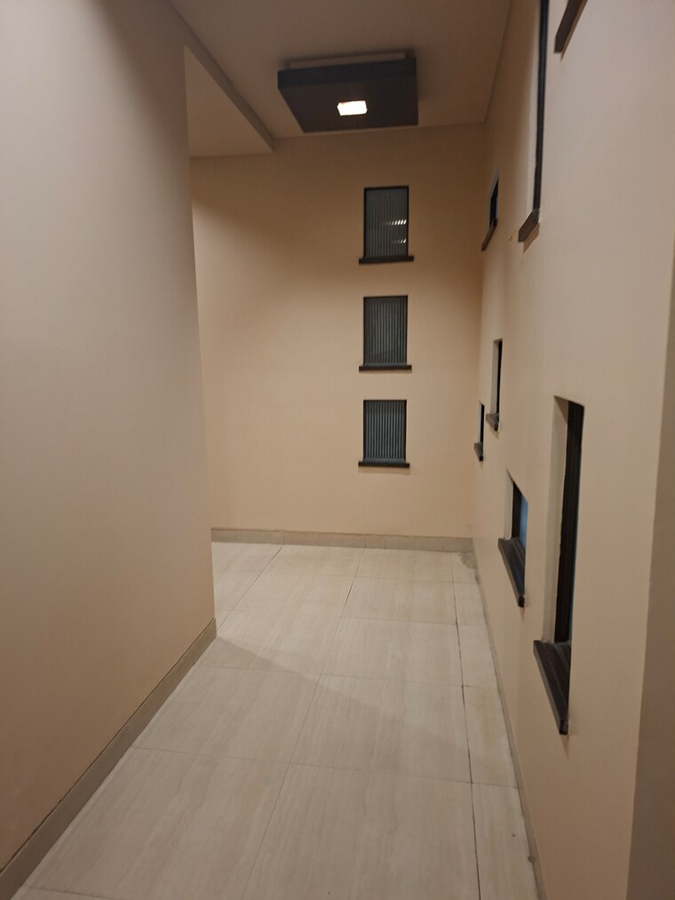 Other, sector 43 6+ Bedroom 350 Sq.Yd. Independent House In Sector 43 Noida 9625448