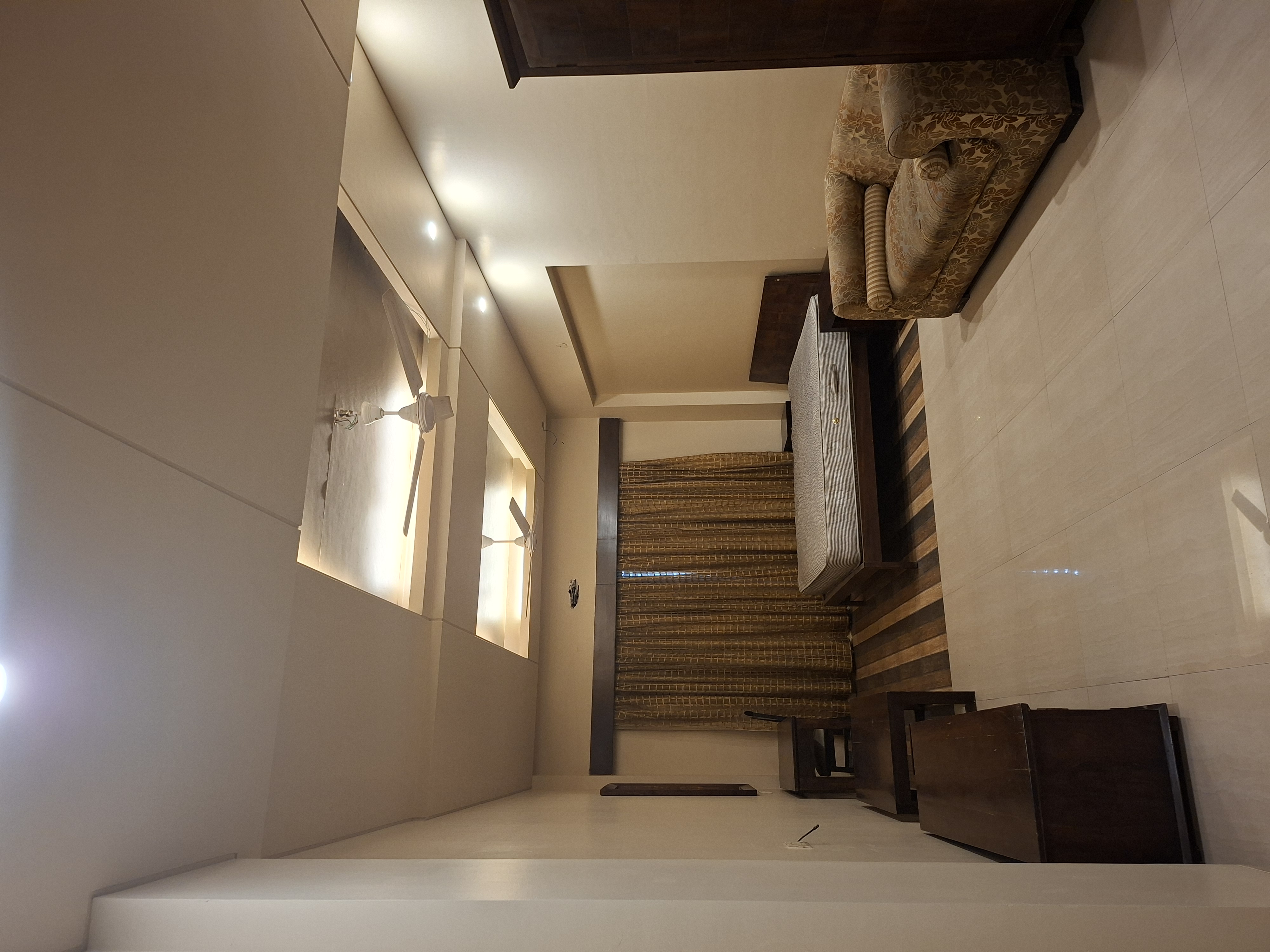 6+ BHK Independent House For Rent in Sector 43