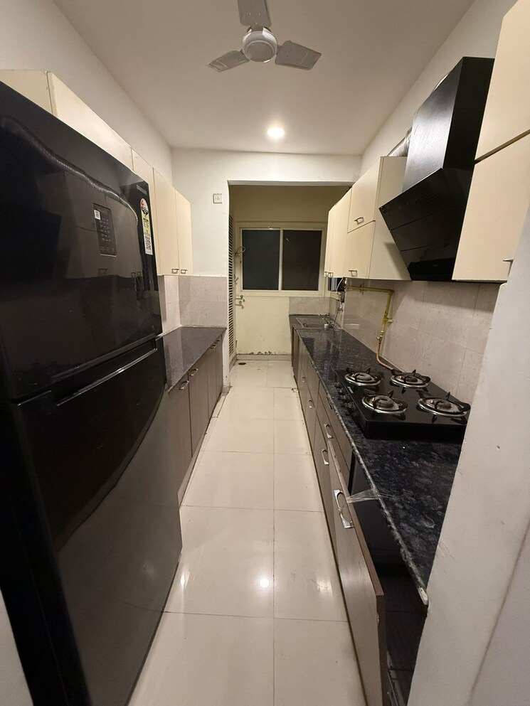 Kitchen, mahagun-mirabella 2 Bedroom 847 Sq.Ft. Apartment In Sector 79 Noida 9625471