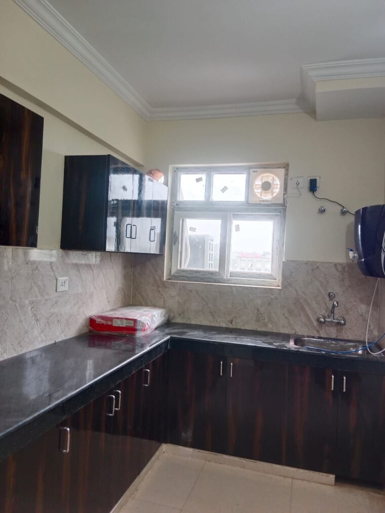 Kitchen, gomti nagar Pg For Boys & Girls In Gomti Nagar 9625472