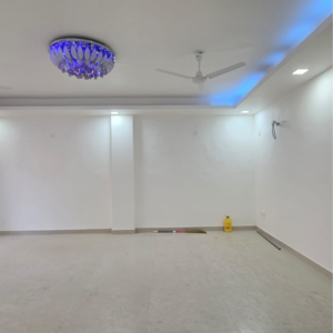 Room in 2 BHK Builder Floor at Malviya Nagar – for Sale