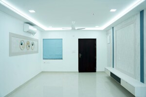 Room in 3 BHK Apartment at RNP 1, Kondapur – for Rent