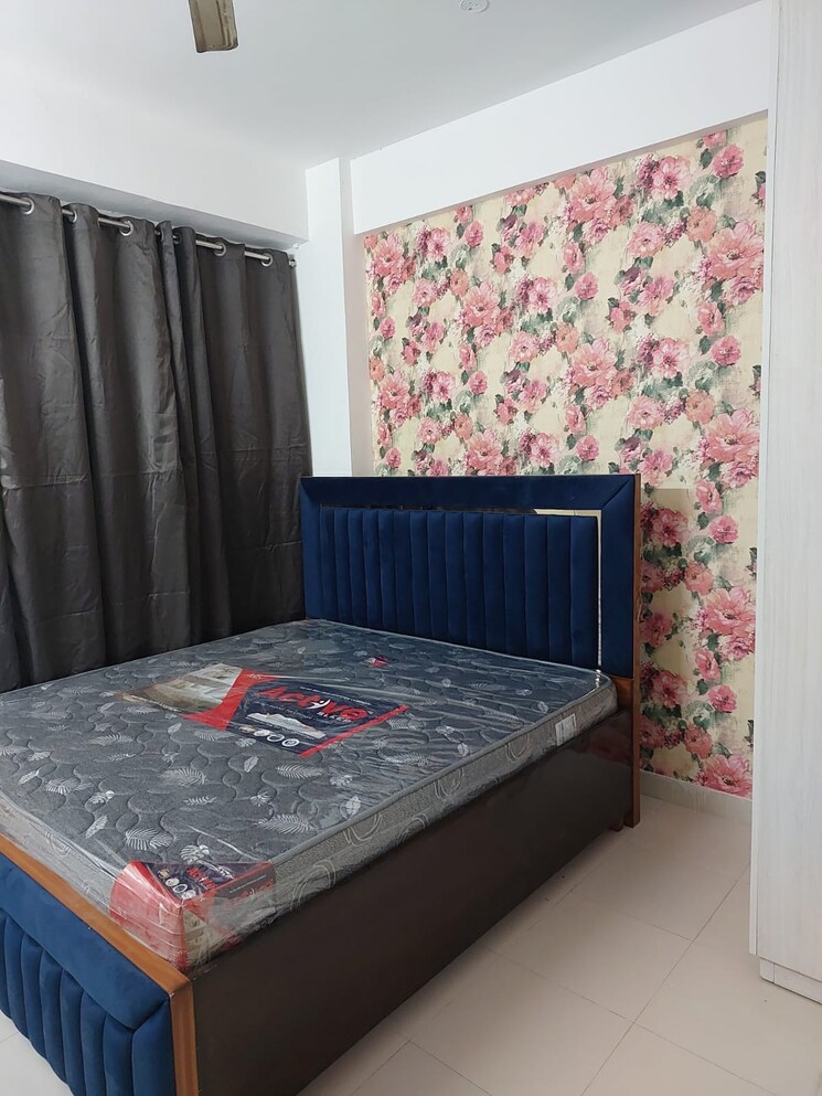 Bedroom, suncity-avenue-76 2 Bedroom 582 Sq.Ft. Apartment In Sector 76 Gurgaon 9625504