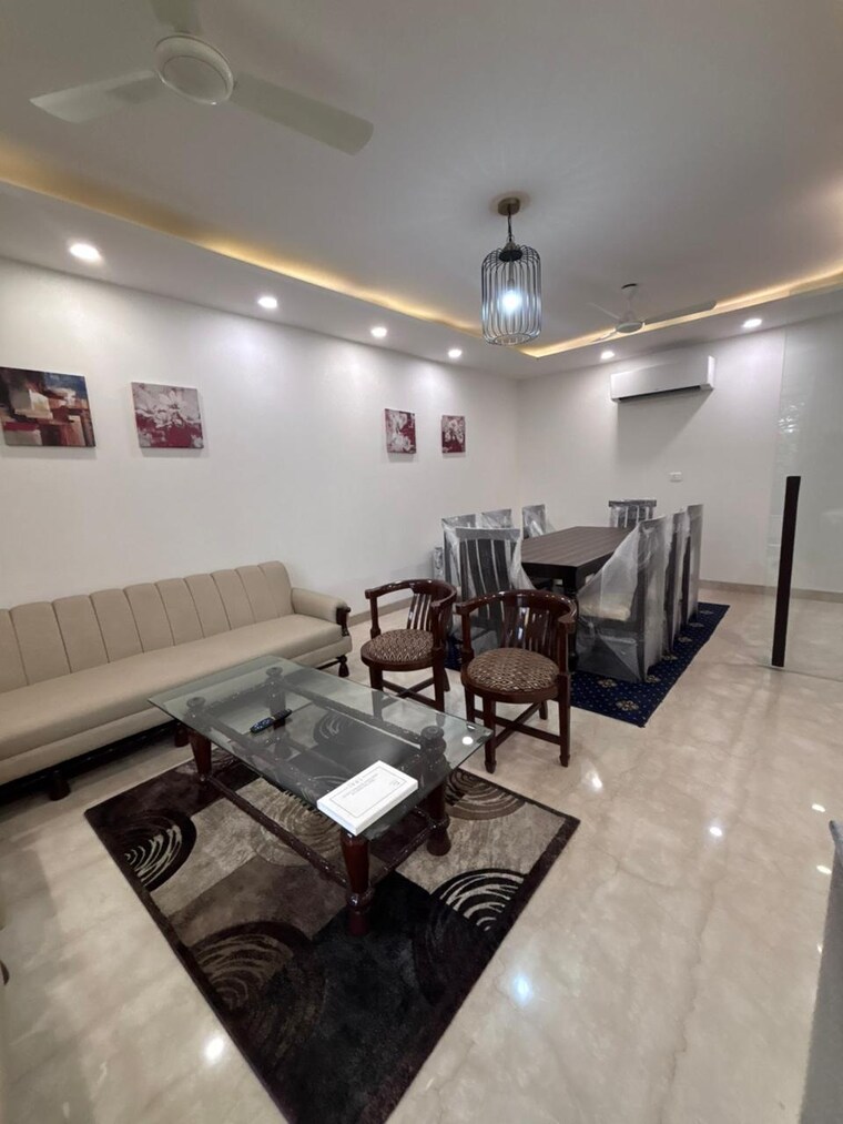 Living Room, green park extension 4 Bedroom 3000 Sq.Ft. Builder Floor In Green Park Extension Delhi 9625508