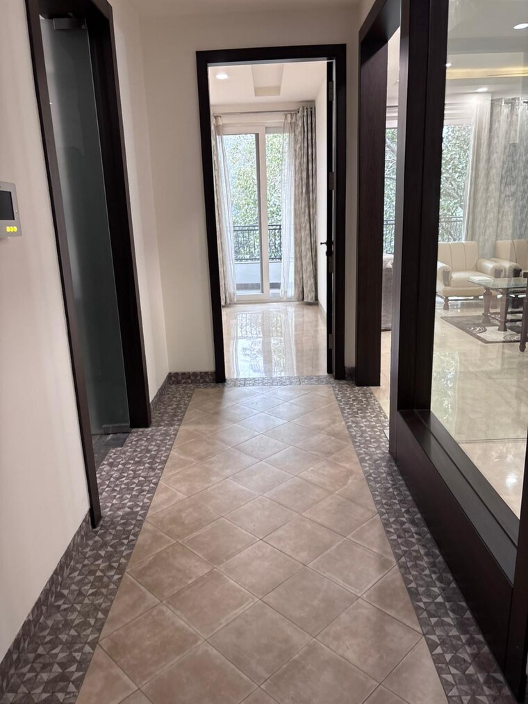 Other, green park extension 4 Bedroom 3000 Sq.Ft. Builder Floor In Green Park Extension Delhi 9625508