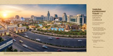 Swimming Pool in 4 BHK Apartment at Gaur Chrysalis, Sector 22d Yamuna Expressway – for Sale