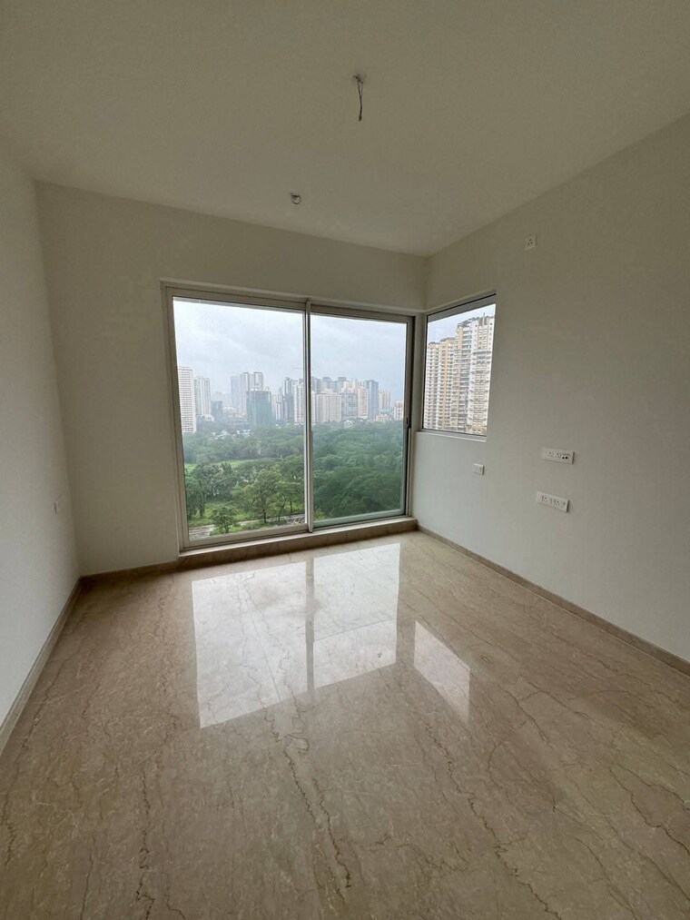 Room, courtyard-by-narang-realty-and-the-wadhwa-group 2 Bedroom 840 Sq.Ft. Apartment In Pokhran Road No Two Thane 9625510