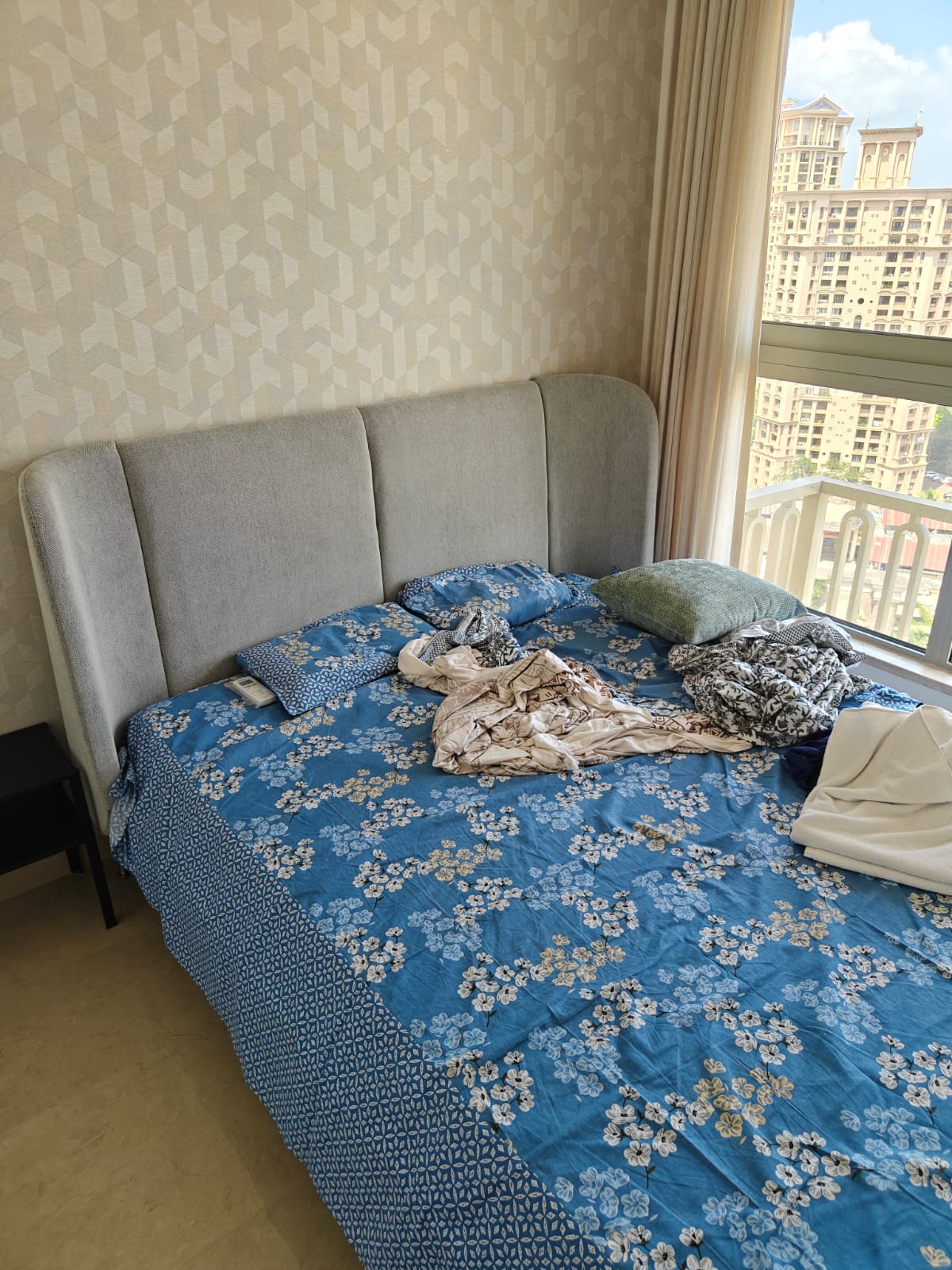 1 BHK Apartment For Rent in Hiranandani Highland