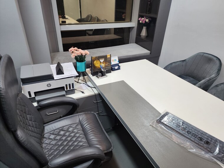 Team Area, assotech-business-cresterra Commercial Office Space 690 Sq.Ft. In Sector 135 Noida 9492934