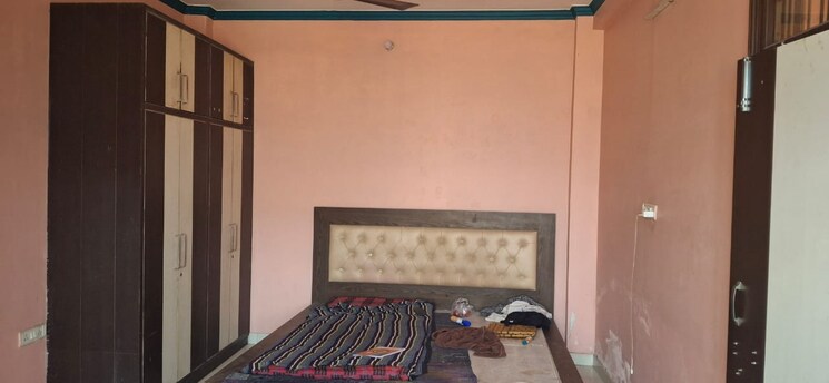 Room, gomti nagar Pg For Boys & Girls In Gomti Nagar 9625521