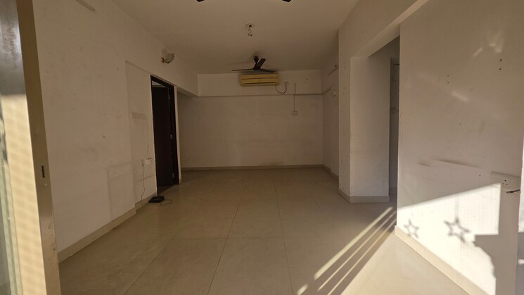Room, hubtown-greenwoods-f-wing 3 Bedroom 714 Sq.Ft. Apartment In Vartak Nagar Thane 9625523