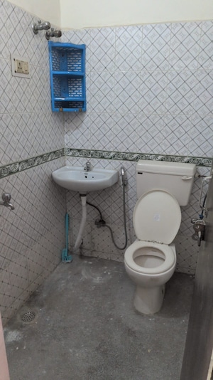 Bathroom in 1 BHK Builder Floor at Sector 22b – for Rent