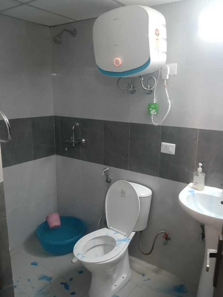Bathroom, elegant-splendour 2.5 Bedroom 1061 Sq.Ft. Apartment In Tech Zone 4 Greater Noida Greater Noida 9625535