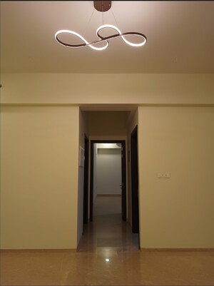 Room in 3 BHK Apartment at Raheja Imperia, Worli – for Rent