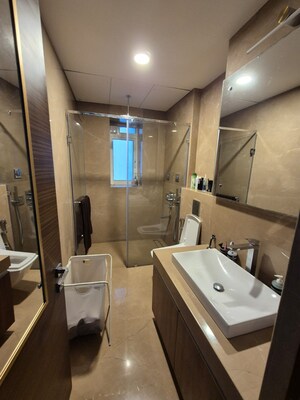 Team Area in 3 BHK Apartment at Raheja Imperia, Worli – for Rent