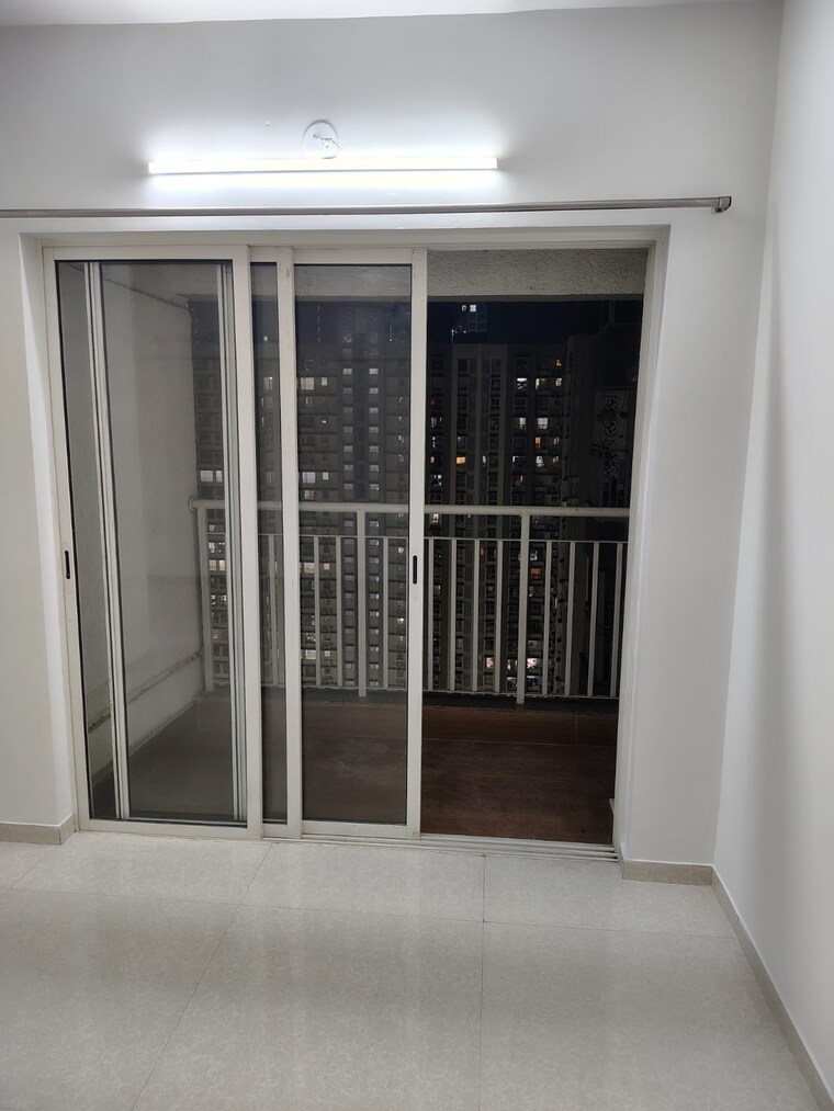 undefined, lodha-amara 2 Bedroom 735 Sq.Ft. Apartment In Kolshet Road Thane 9625541