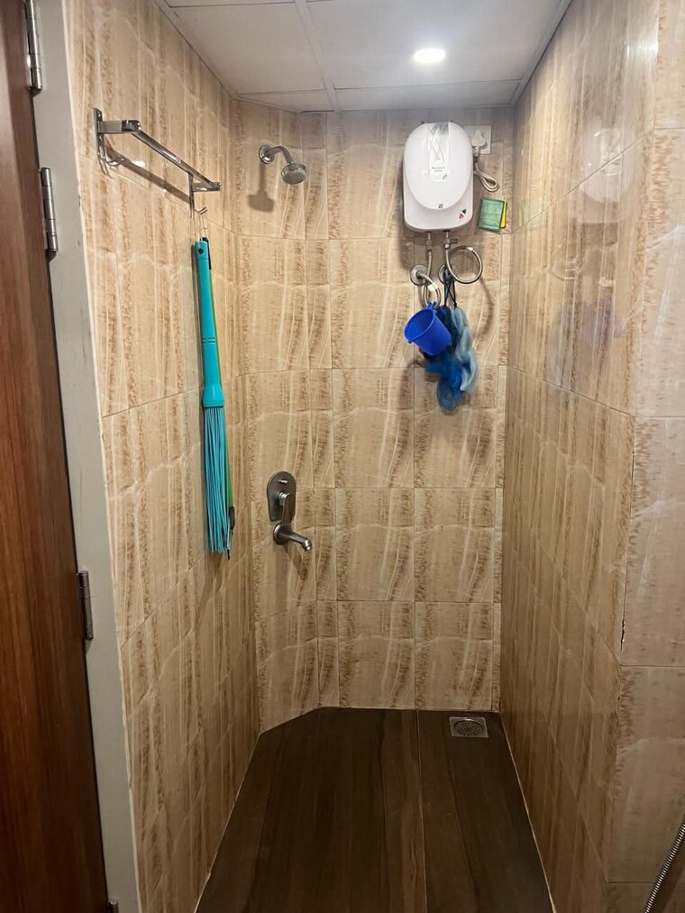 Bathroom, lodha-crown-quality-homes 2 Bedroom 650 Sq.Ft. Apartment In Majiwada Thane 9625559