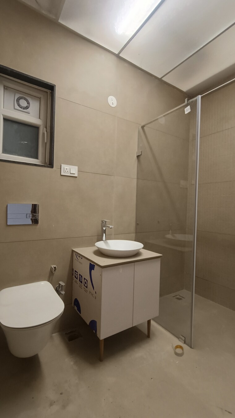 Bathroom, concrete-sunshine-residency 4 Bedroom 2650 Sq.Ft. Apartment In Lulla Nagar Pune 9625569
