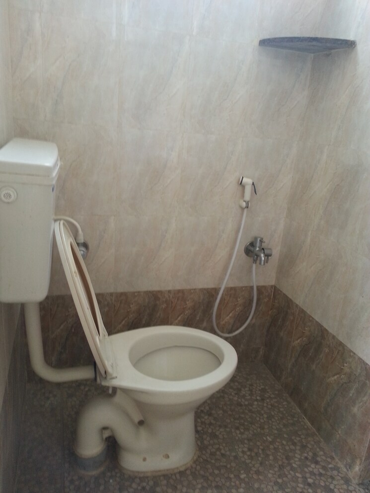 Bathroom, rt nagar 2 Bedroom 749 Sq.Ft. Independent House In Rt Nagar Bangalore 9625599