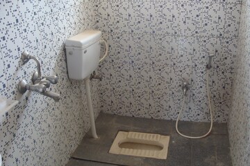 Bathroom in 2 BHK Independent House at Ganga Nagar – for Rent