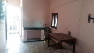 Kitchen in 1.5 BHK Builder Floor at Sai Homes Sector 49, Sector 49 – for Rent