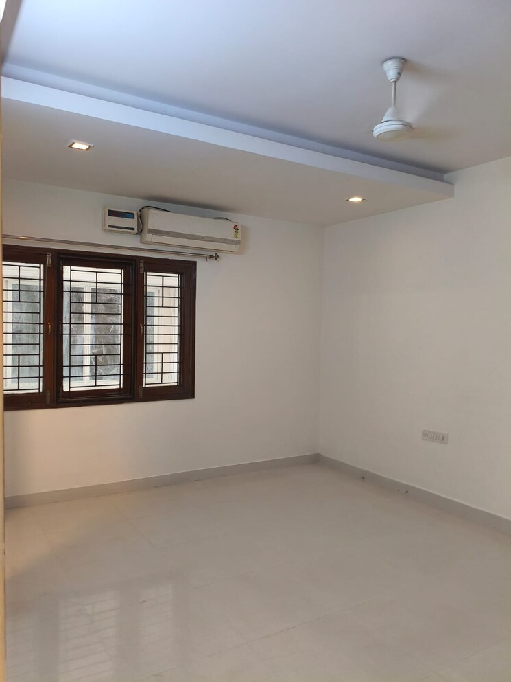 Room, sri-adityaelite 3 Bedroom 2300 Sq.Ft. Apartment In Somajiguda Hyderabad 9625700