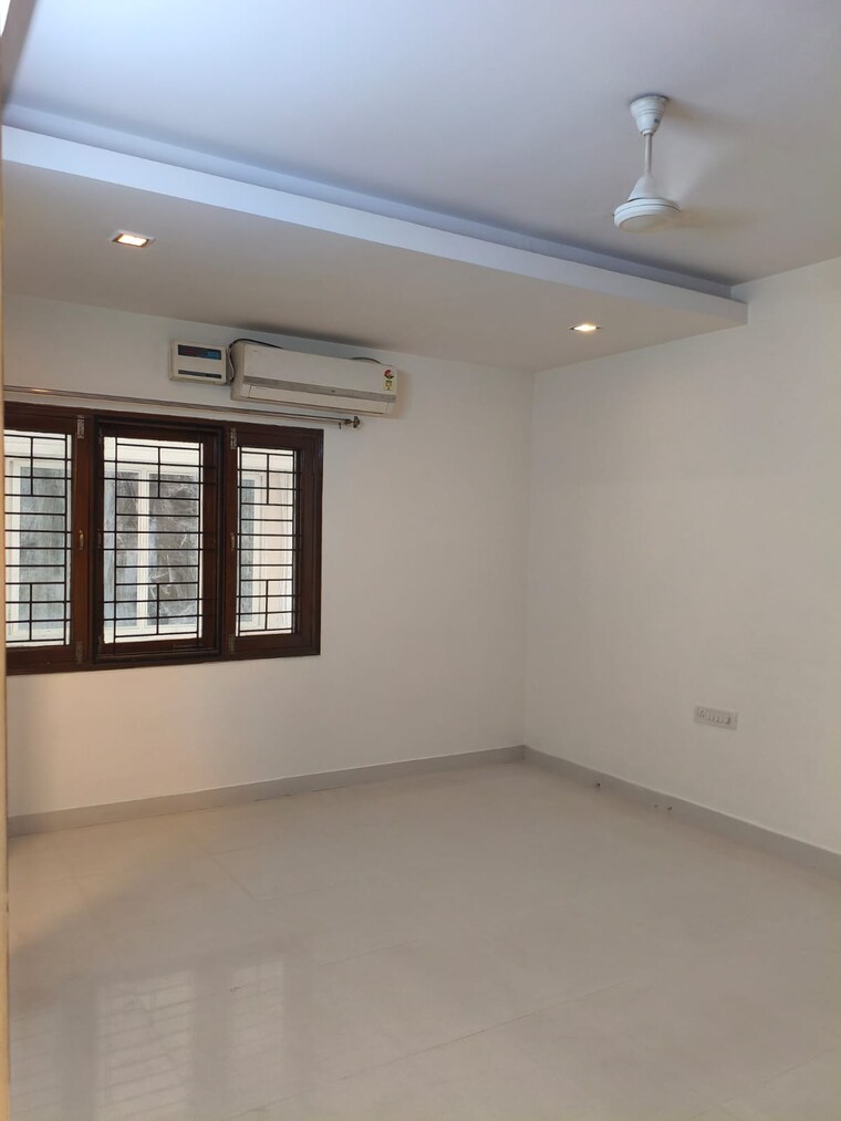 Room, sri-adityaelite 3 Bedroom 2300 Sq.Ft. Apartment In Somajiguda Hyderabad 9625700
