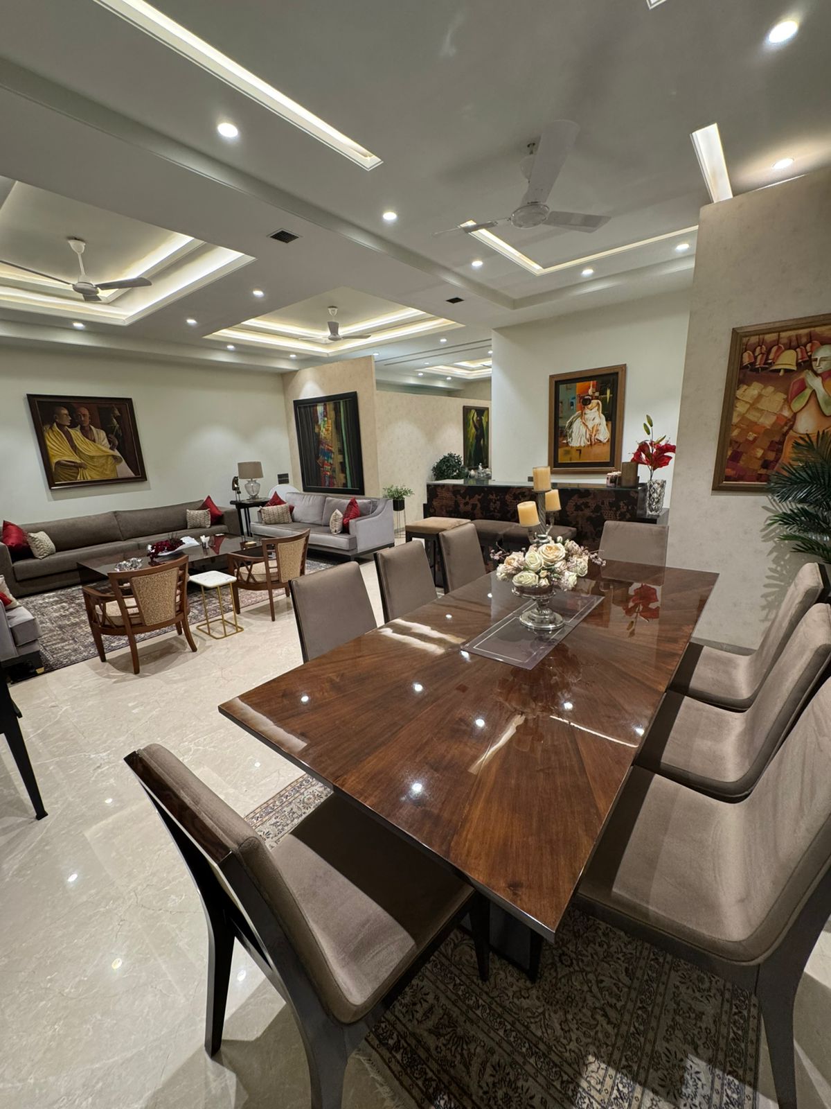 6+ BHK Independent House For Rent in Friends Colony
