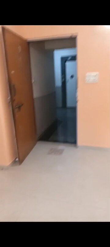 Room in 1 BHK Apartment at Acme Harmony Chs Ltd, Andheri East – for Rent