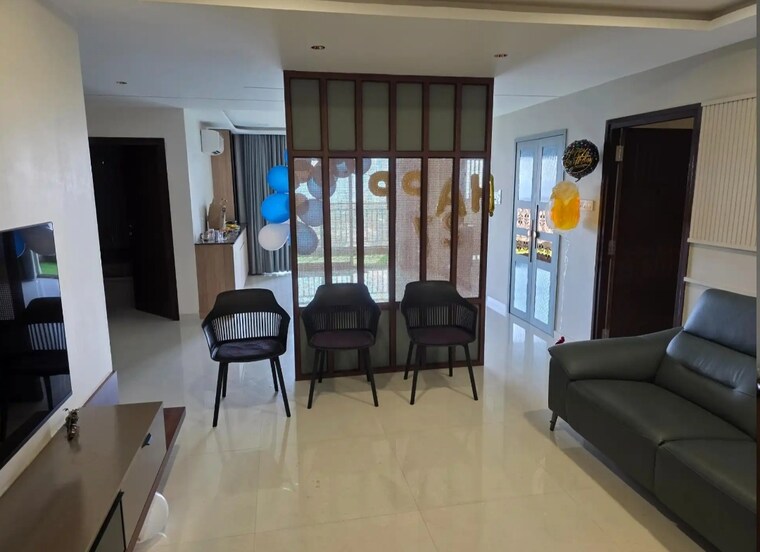 Master Bedroom, frontline-seven 3 Bedroom 2186 Sq.Ft. Apartment In Kokapet Hyderabad 9625713