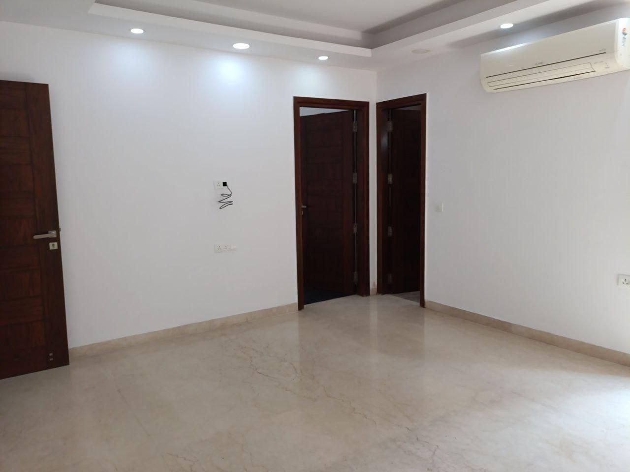 6+ BHK Independent House For Rent in Maharani Bagh