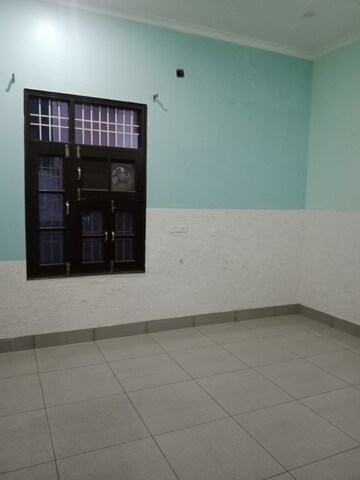 Room in 2 BHK Independent House at Sector 24 – for Rent