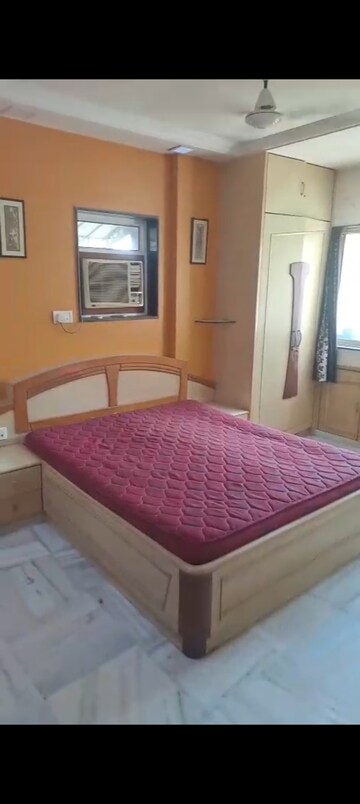 Bedroom in 2 BHK Apartment at Vastu Riddhi, Jogeshwari East – for Rent