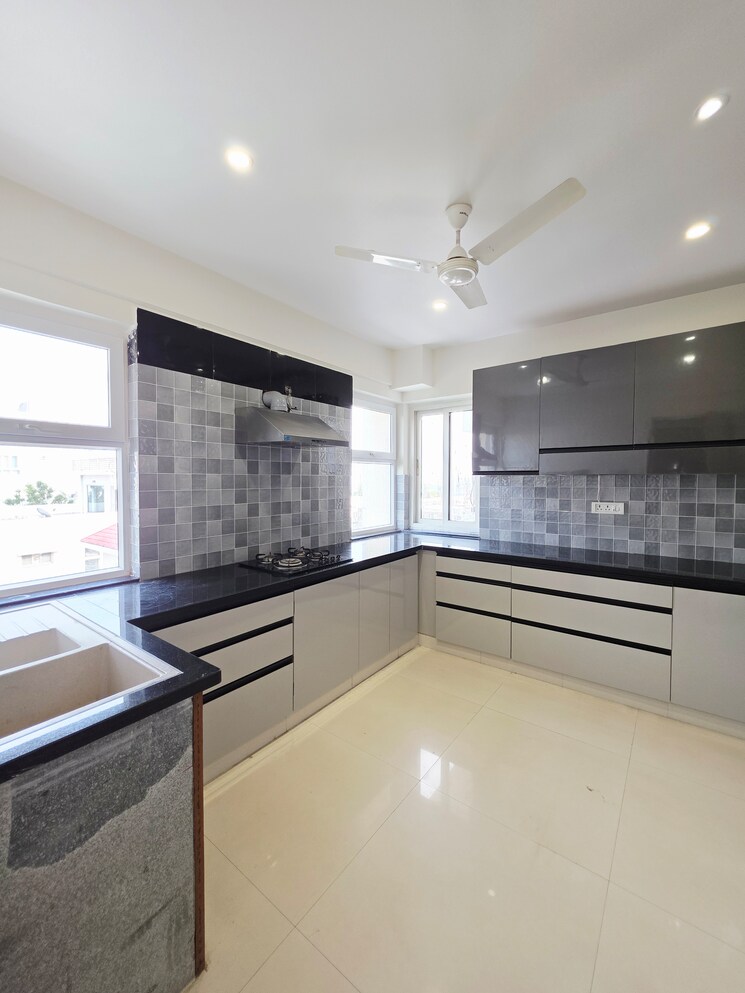 Kitchen, banjara hills 4 Bedroom 3500 Sq.Ft. Penthouse In Banjara Hills Hyderabad 9625734