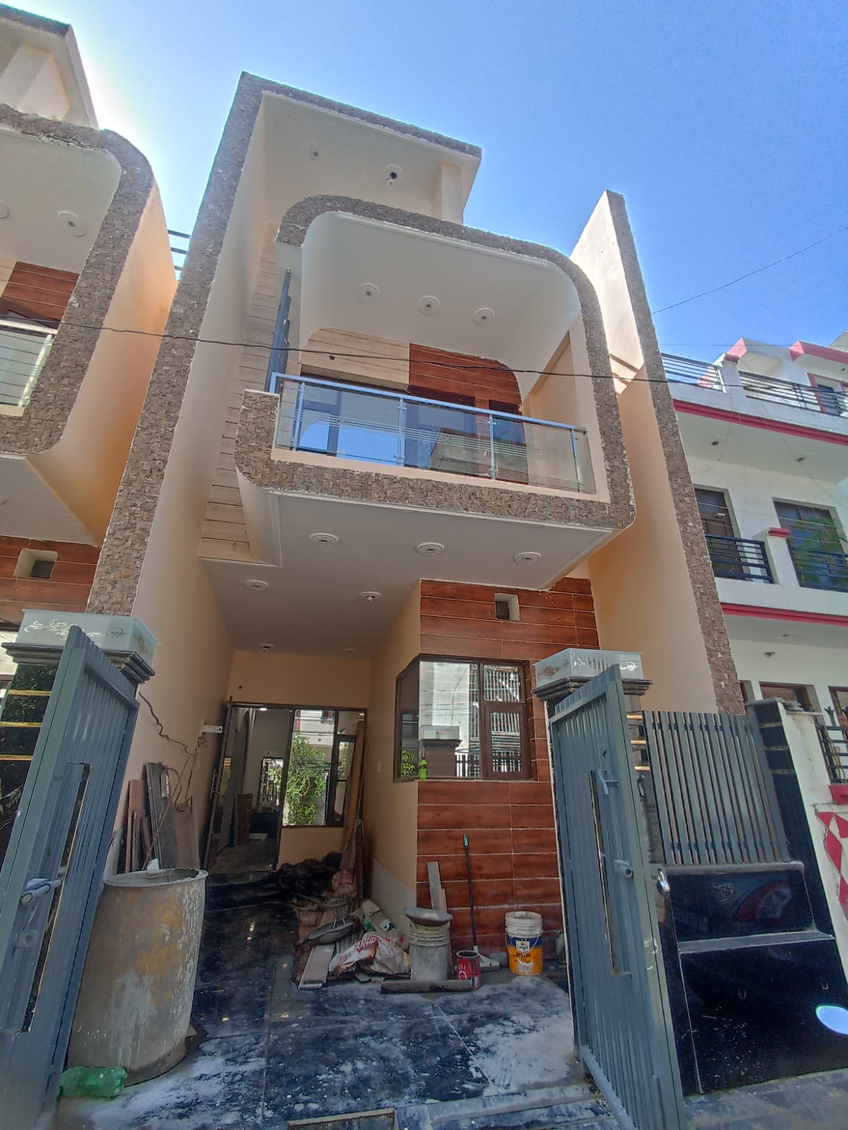3 BHK Villa For Sale in Pir Machalla