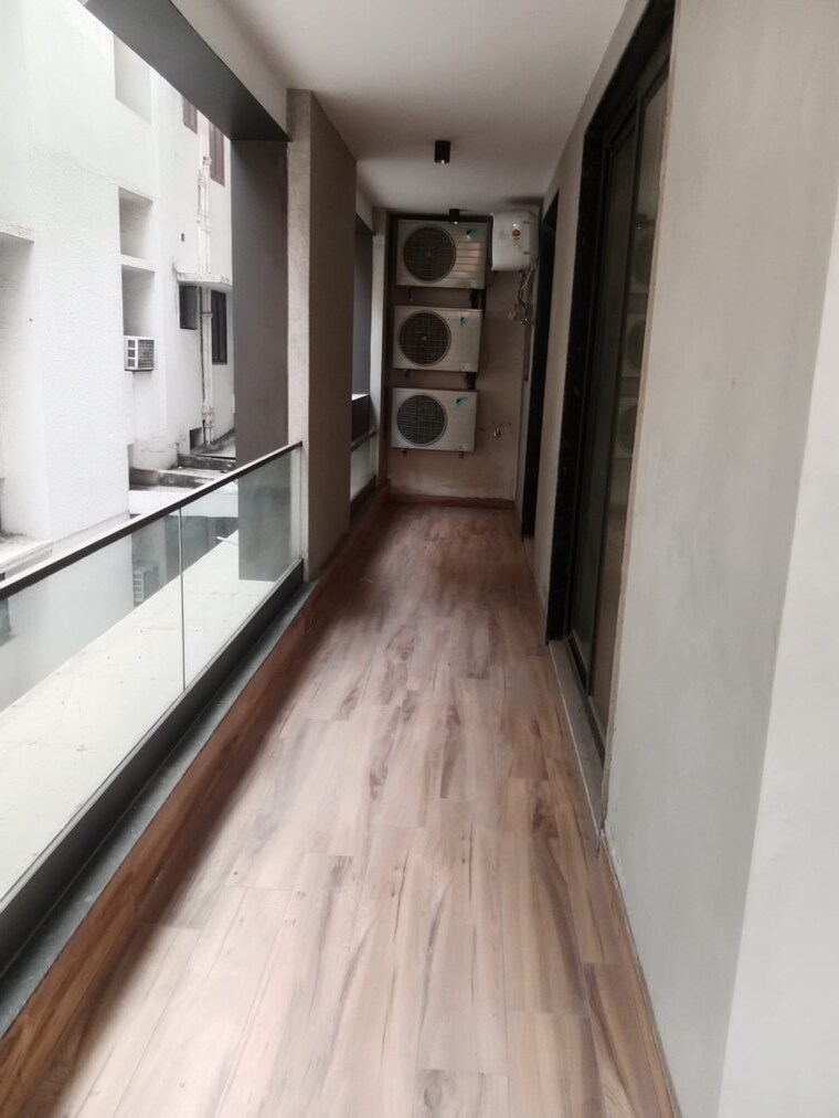 Balcony, vasant vihar 6+ Bedroom 425 Sq.Yd. Independent House In Vasant Vihar Delhi 9625738