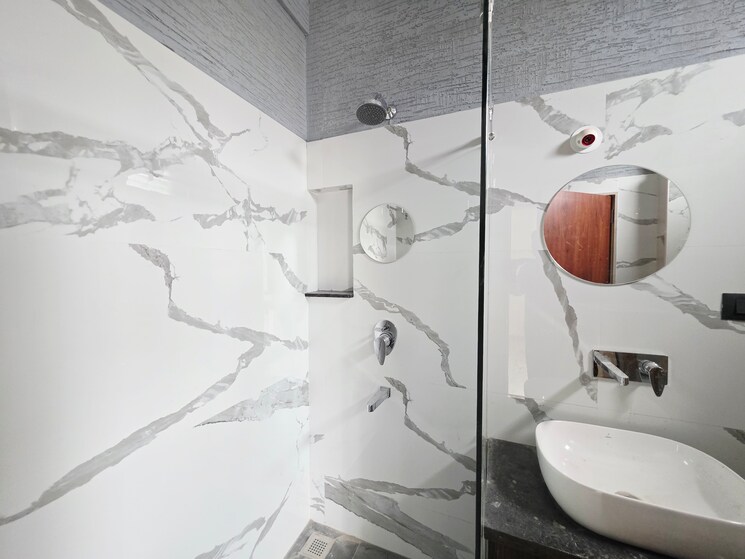 Bathroom, banjara hills 3 Bedroom 1900 Sq.Ft. Apartment In Banjara Hills Hyderabad 9625744