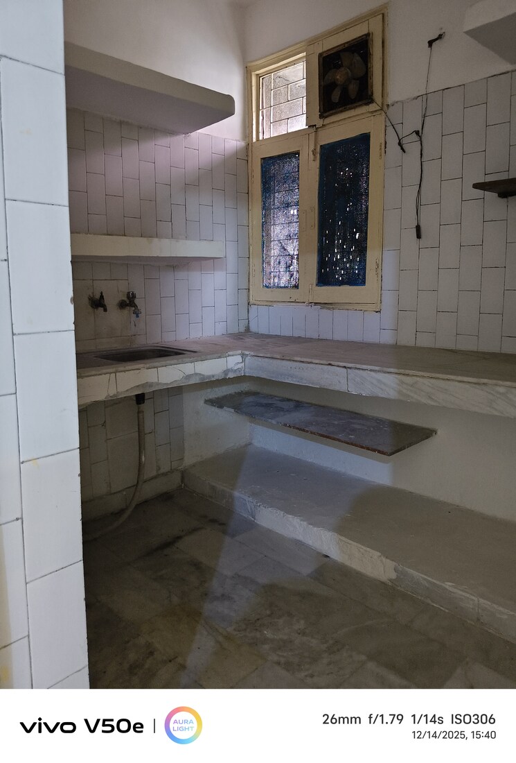 Kitchen, ip extension 2 Bedroom 1050 Sq.Ft. Apartment In Ip Extension Delhi 9625755