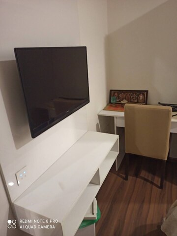 Team Area in 2 BHK Apartment at Golf Edge, Gachibowli – for Rent