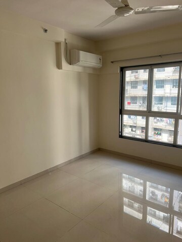 Room in 2 BHK Apartment at Kyraa Ariso Apartment, Chembur – for Rent